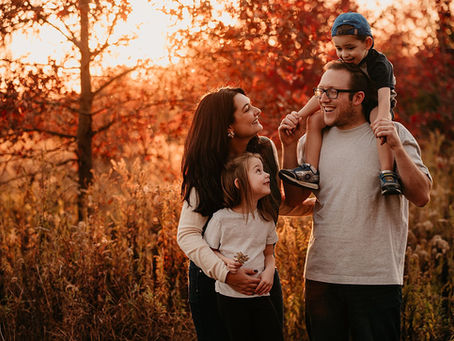 family photographer Doylestown, family portraits Bucks County