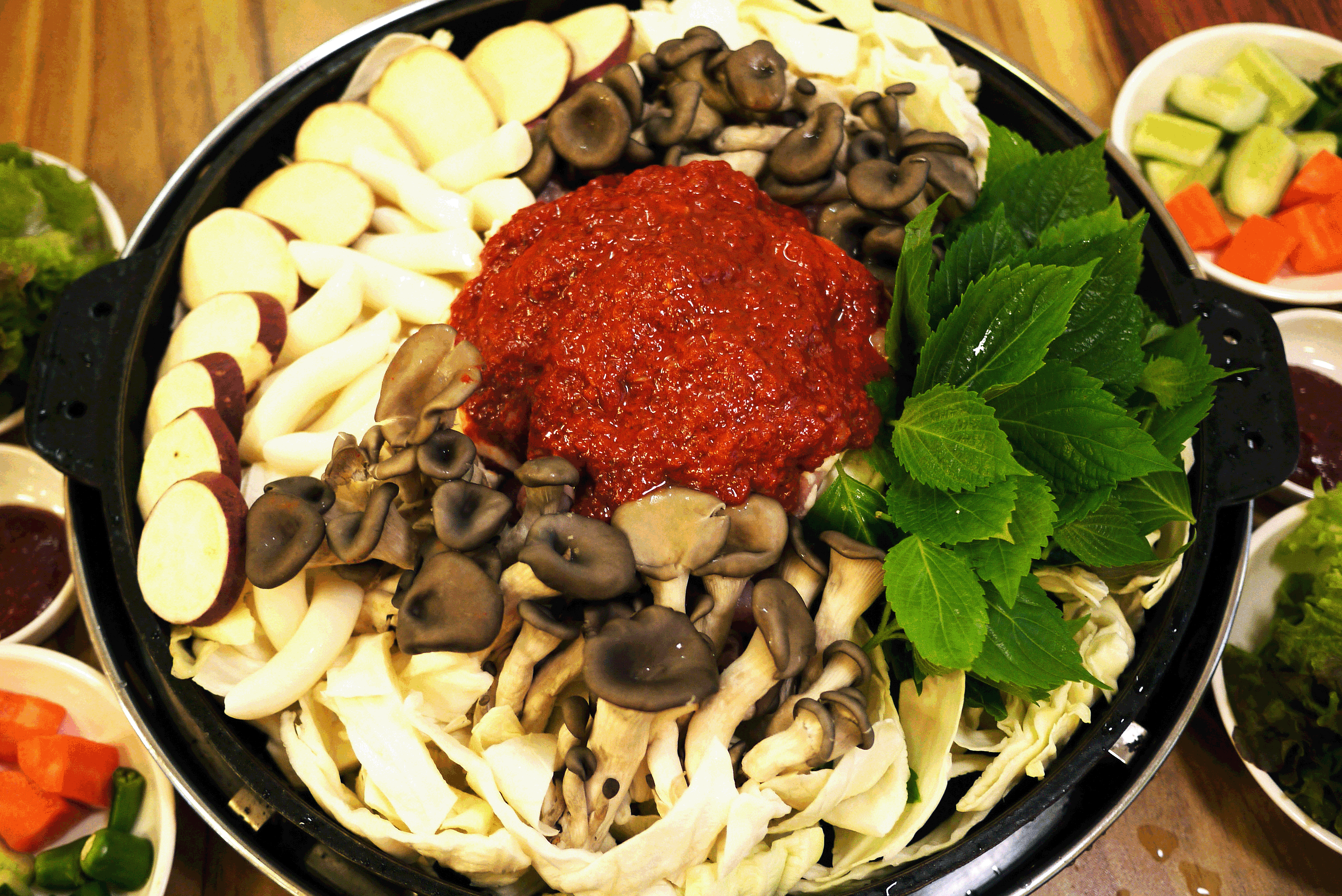 버섯 닭갈비