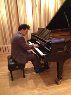 11295688_10153343273854190_7658825897403126584_n