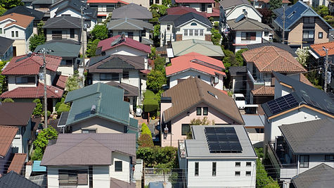 住宅街を上からみた様子、たくさんの屋根
