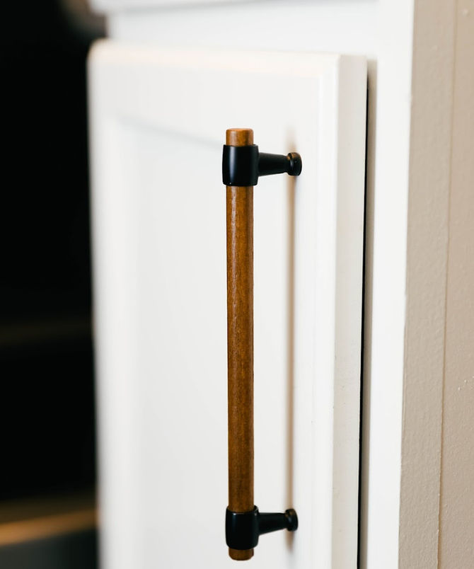 Handle