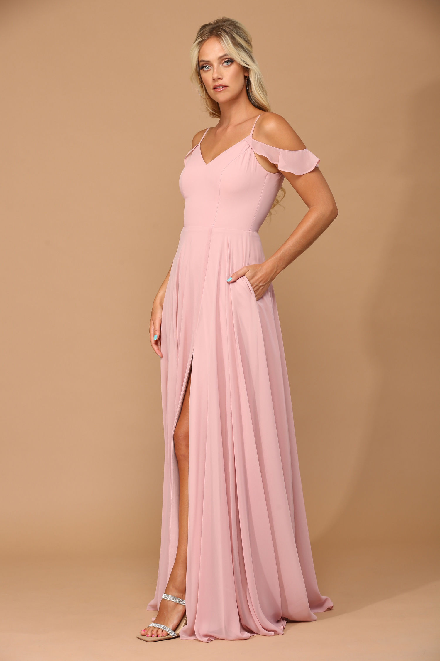 Off Shoulder Chiffon BM Gown With Corset And Front Slit / 3447 EVU 004