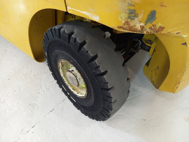 Miniatură: Stivuitor YALE GLP25VX