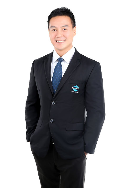 Corporate photo full 2019.jpg