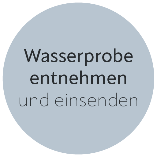 Reines und erfrischendes Trinkwasser aus natürlichen Quellen für Ihr Wohlbefinden