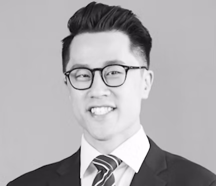 Photo of instructor Derek