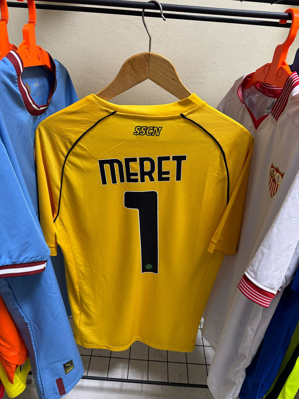 Küçük resim: Napoli Meret Kaleci Forması