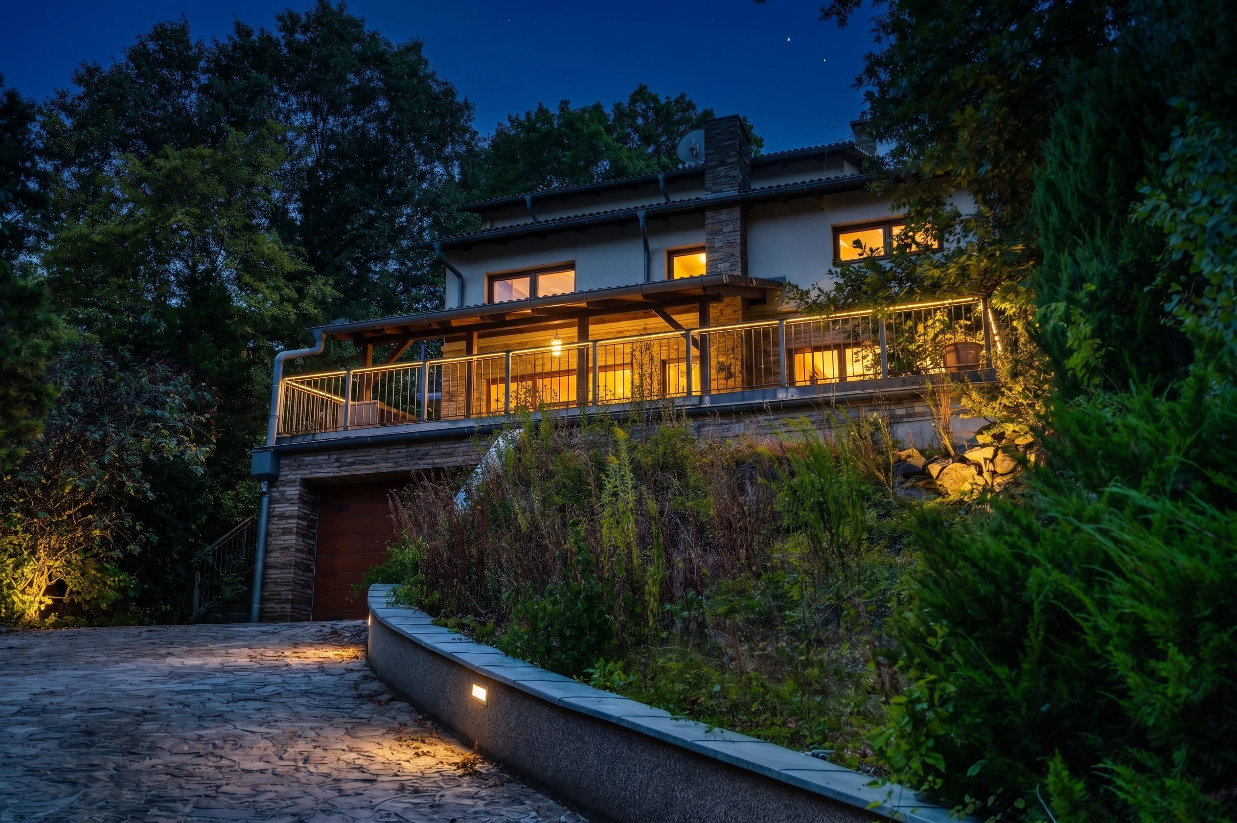 District 2 – Multi-generational family home in a woodland setting