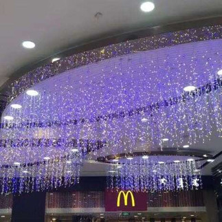 Trang Trí Giáng Sinh 2025 Với Chất Liệu LED