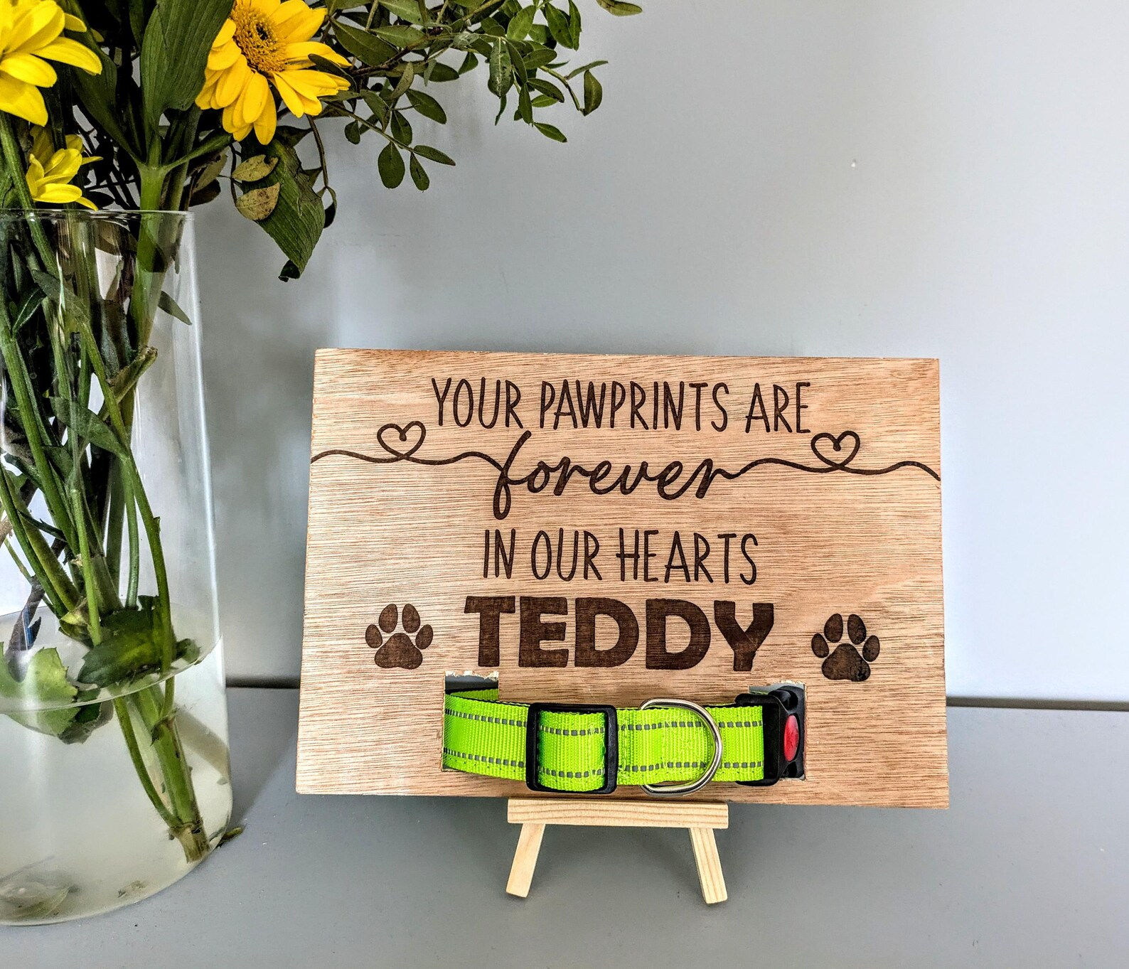 Personalised Wooden  Pet Collar Memorial Plaque with Stand - Dog Collar Memorial
