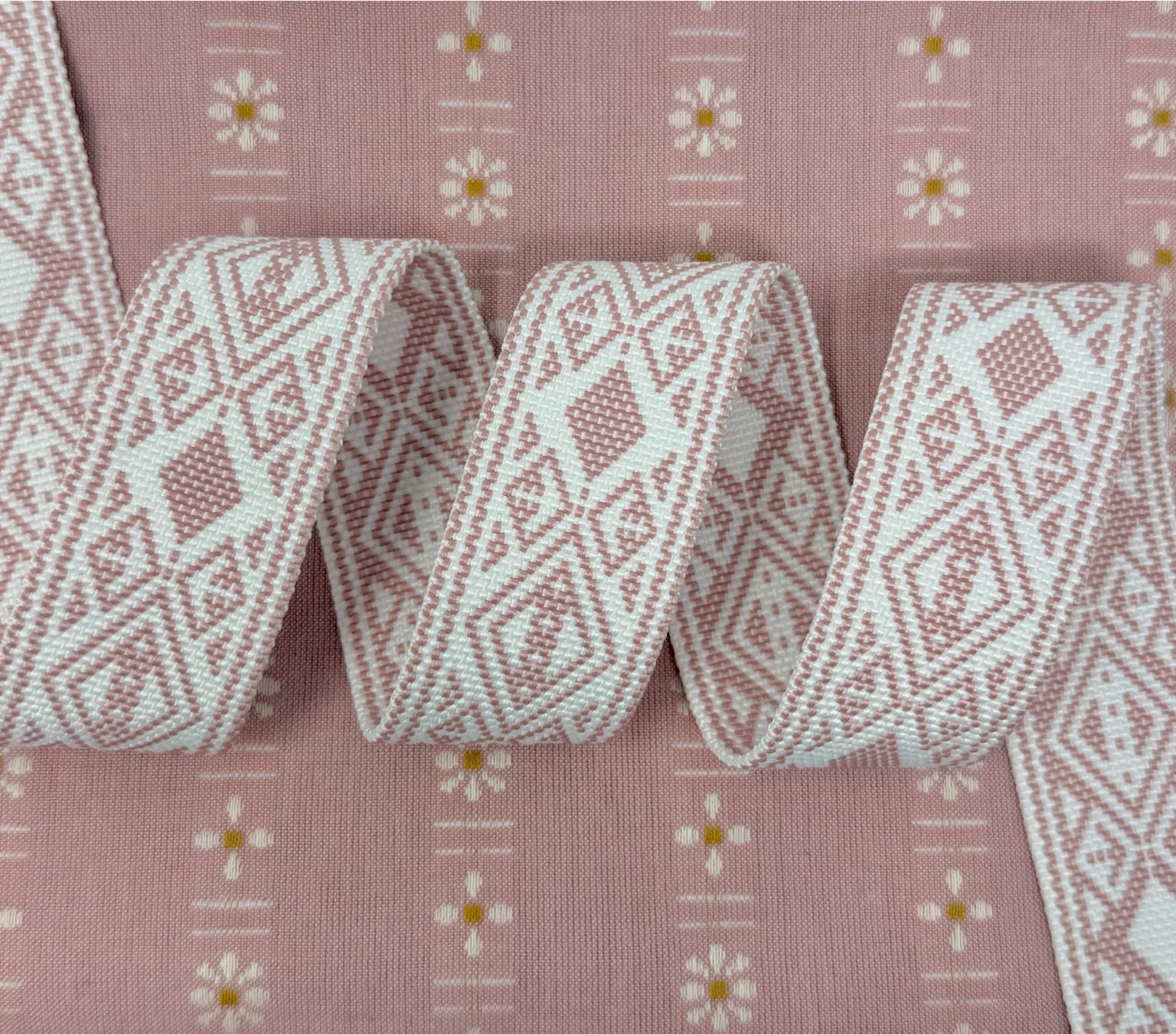 1 ½” Santa Fe Webbing (38mm) - ANTIQUE PINK