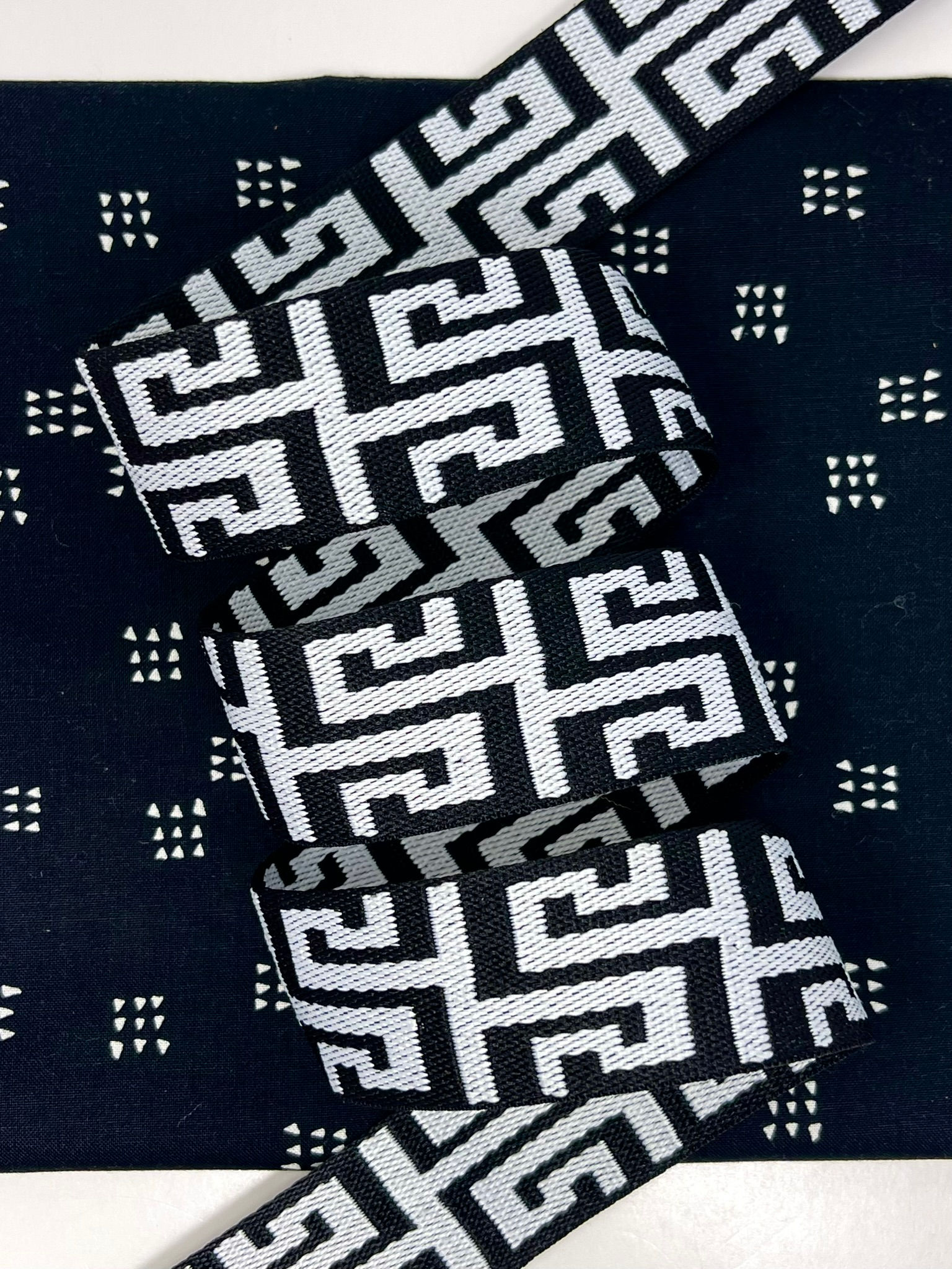 1½” Milan Webbing - BLACK & WHITE