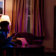 Conversatorio con Jane Schoenbrun sobre I saw the TV glow