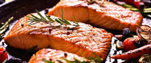 Saumon rôti au curcuma & légumes d’été