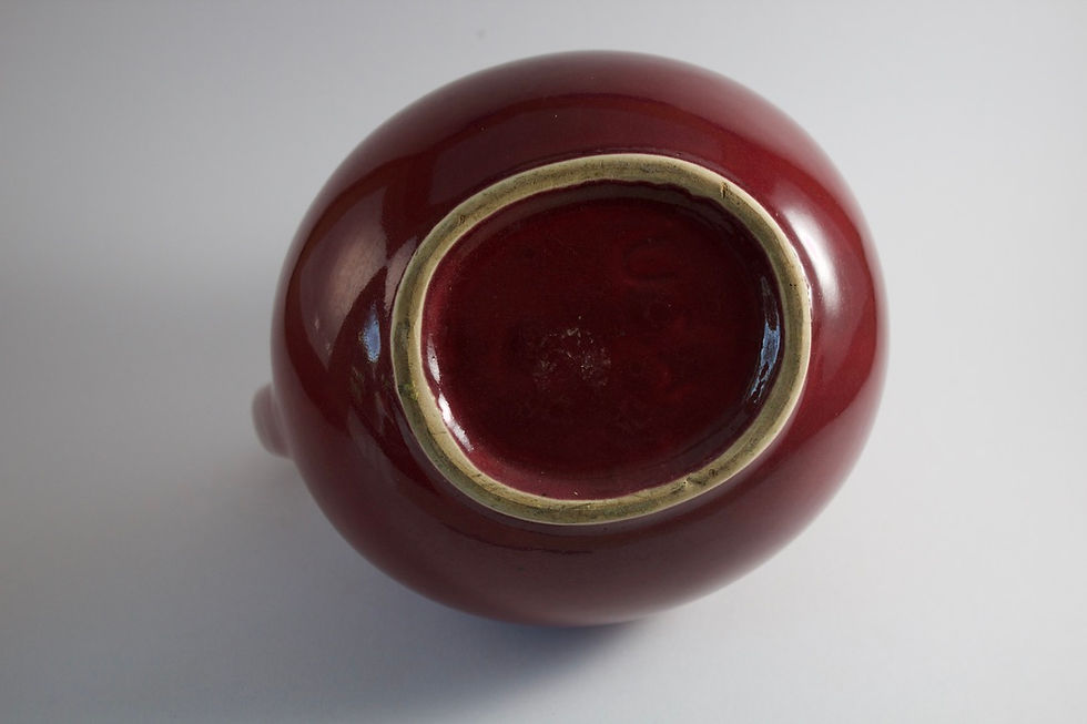 Miniatura: Jarra esférica inclinada roja