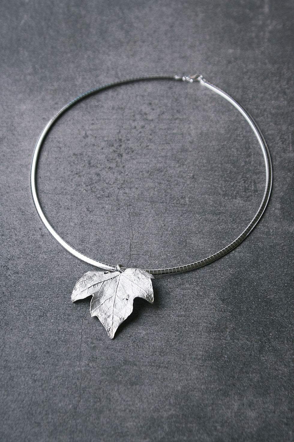 Miniaturbild: Anhänger "Mittlerer Efeu"