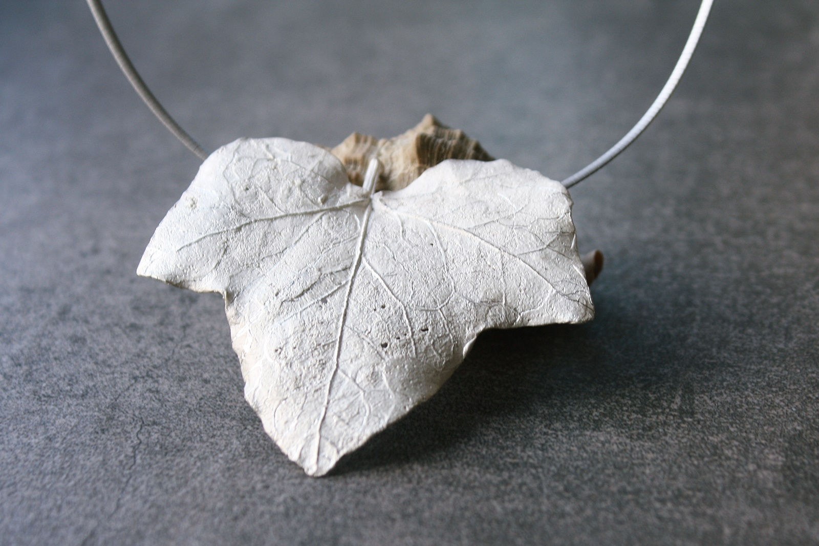 Collier "großer Efeu"