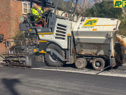 Super 1303-3i Paver - Resurfacing the roads in Hilton