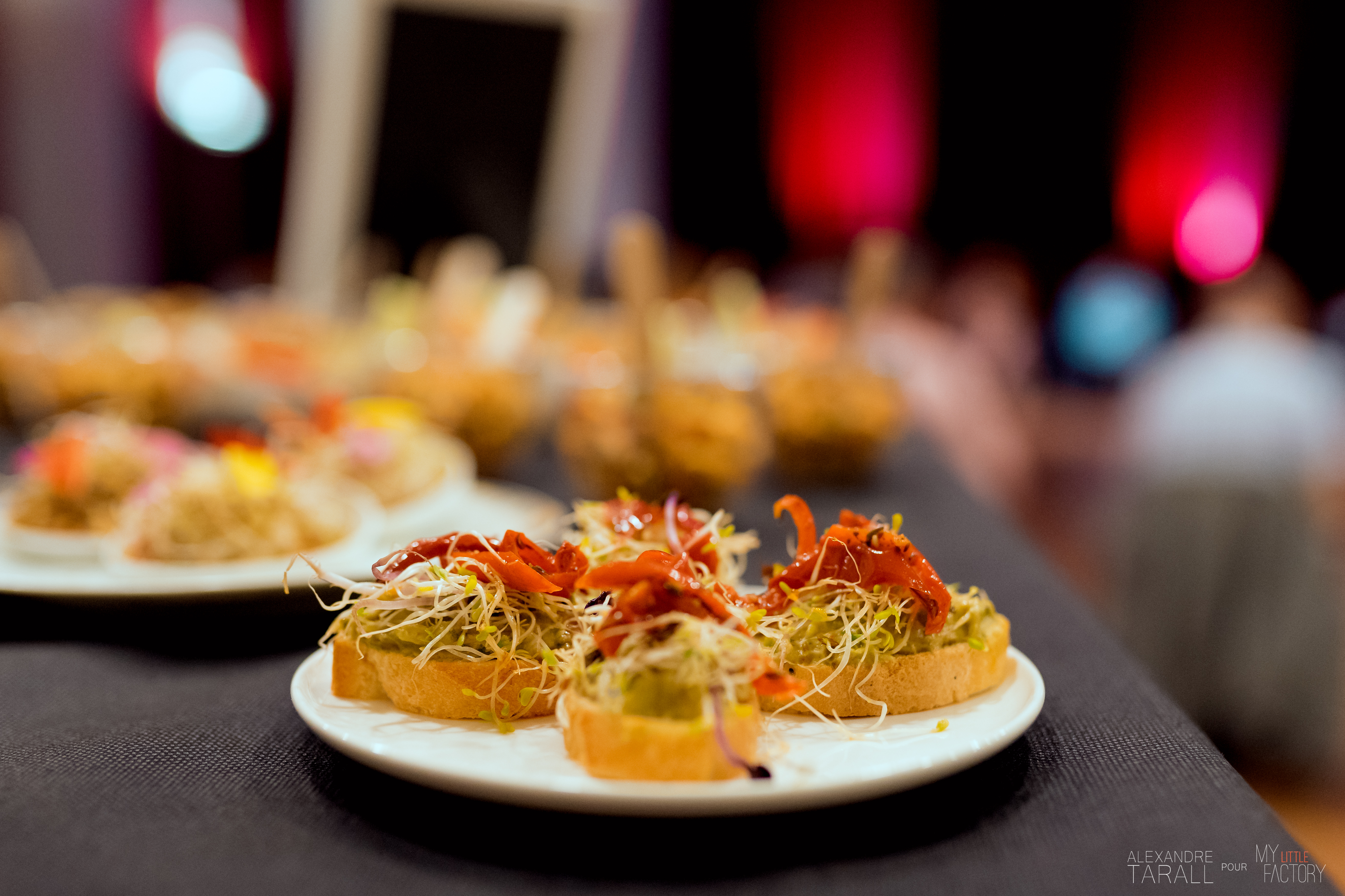 Toasts guacamole