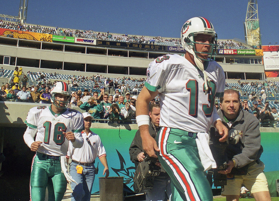 Dan Marino enters the field during the final game of the legendary quarterback's career, a 62 to 7 Playoff loss by his Miami Dolphins tot he Jacksonville Jaguars in Alltell Stadium, Jacksonville, FL, January 15, 2000. (Photo by Brian Cleary/www.bcpix.com)