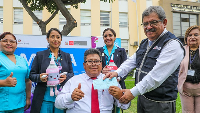 Minsa intensifica vacunación contra el sarampión y ya inmunizó a más de 100 mil personas en Puno
