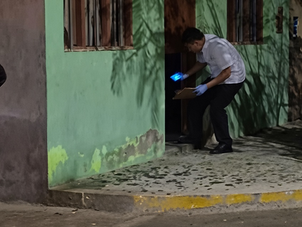Delincuentes detonan cartucho de dinamita en el frontis de una vivienda en Camino Real