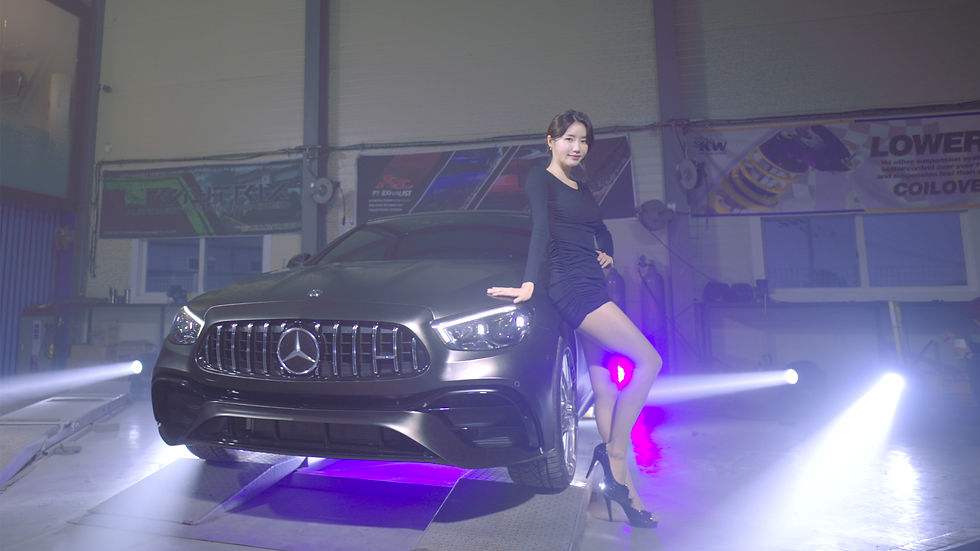 Sola Lim, Famous Korean Gridgirl & Model