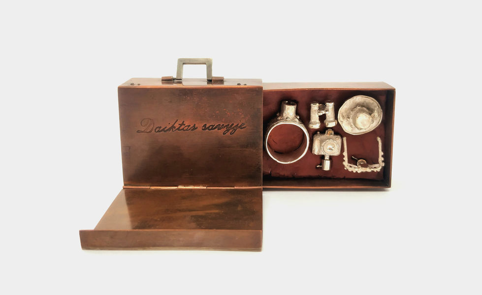 SUITCASE