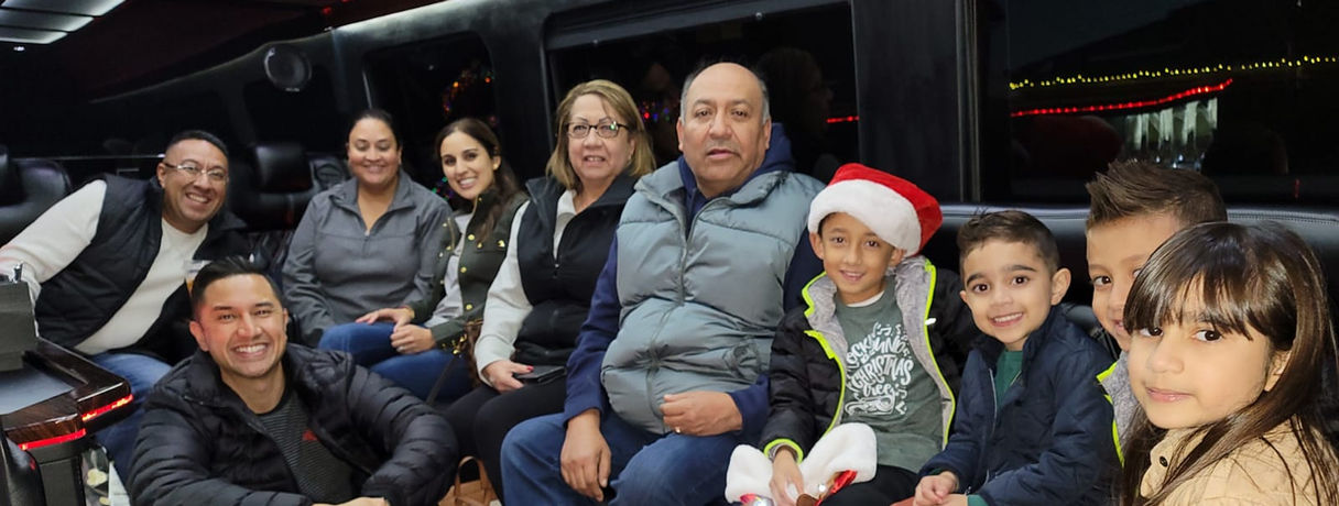 Arizona Holiday light tours in a limousine Blasian Limousine Transportation and Tours .jpe