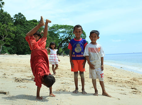 kids at beach.JPG