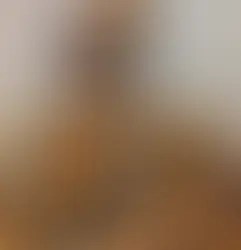 Dessertecke mit cookies berliner brownies muffins schokolade markmorcake kuchenbuffet auf einer Etagère präsentiert, daneben Leinsamen getrockenete Aprikosen und chiasamen