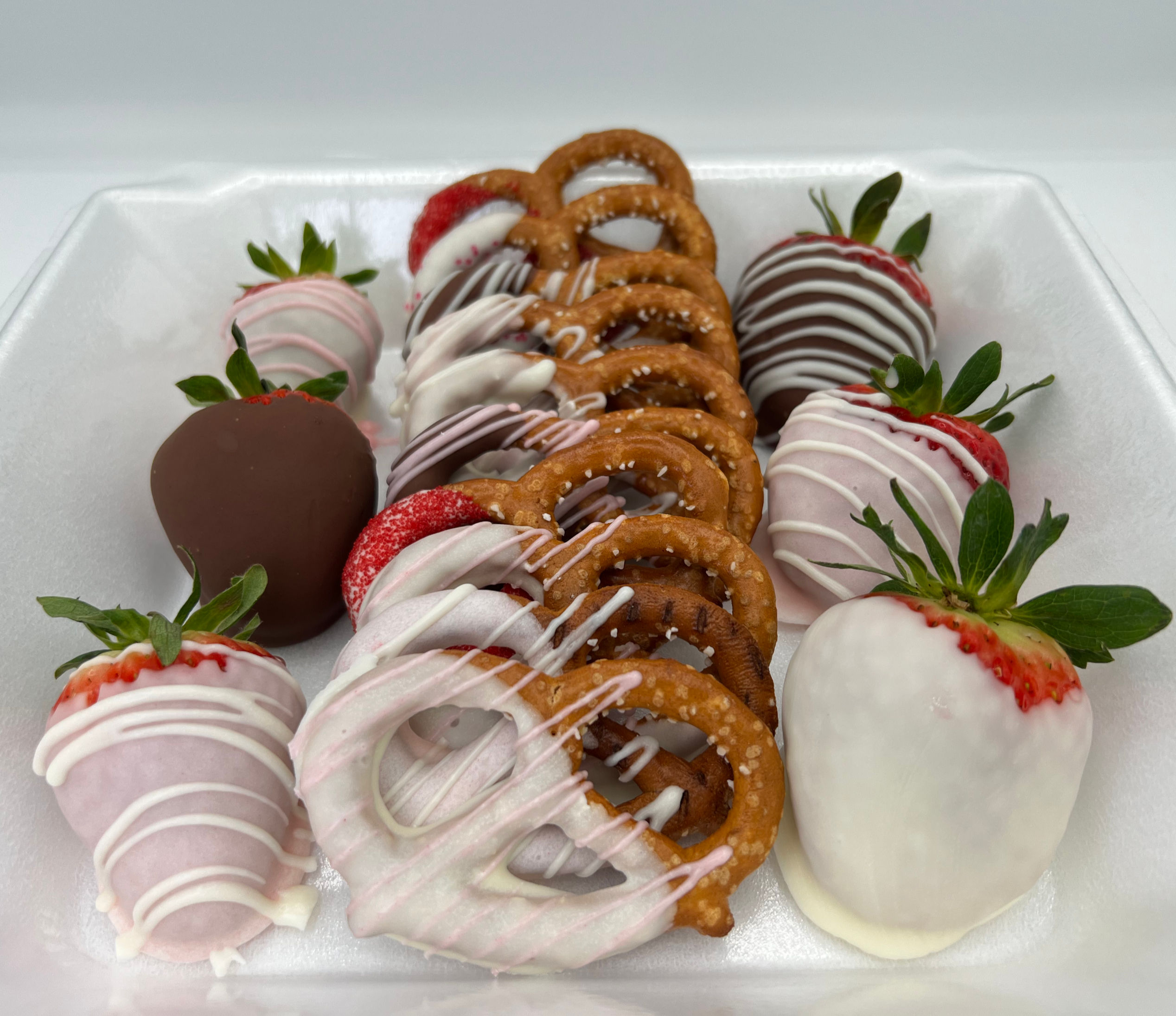 6 Strawberries & 10 Pretzels