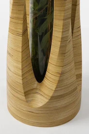 Thumbnail: Tower vase shroud