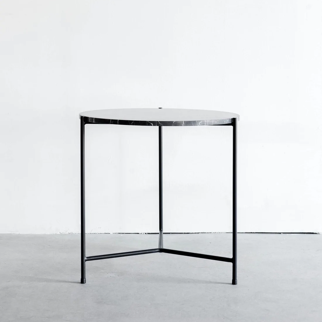 Mesa Lateral - Mármore Nero Marquina