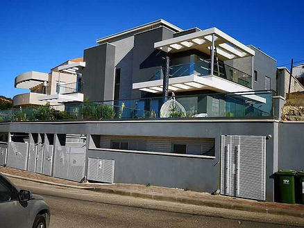 House front Etz Efraim