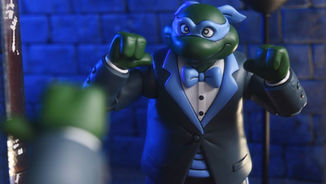 NECA Teenage Mutant Ninja Turtles Cartoon Series 'Neighbourhood Dudes' Tuxedo Leonardo