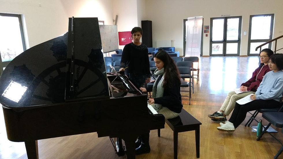 Ghadeer Abdeioh w/ Hiba Al-Jarrah 2