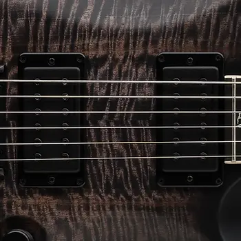 Mark-Holcomb-featuredspecs-2025-pickups.webp