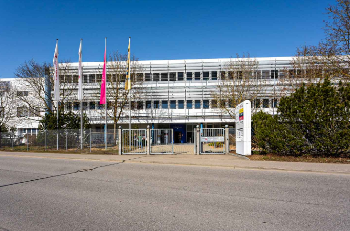 Reality? Virtuell. Freiheit? Real!