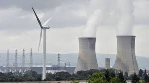 LE FAUX DÉBAT NUCLÉAIRE / ÉOLIEN ou comment détourner l'attention...