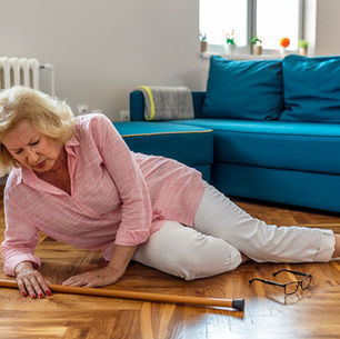 Debunking 10 Fall Myths &                       6 Easy Steps  to Avoid a Fall                                         