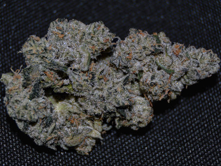 Strain Review: Double Dragon by Urbn Leaf (Grown by Fig Farms) Indica Cannabis Flower