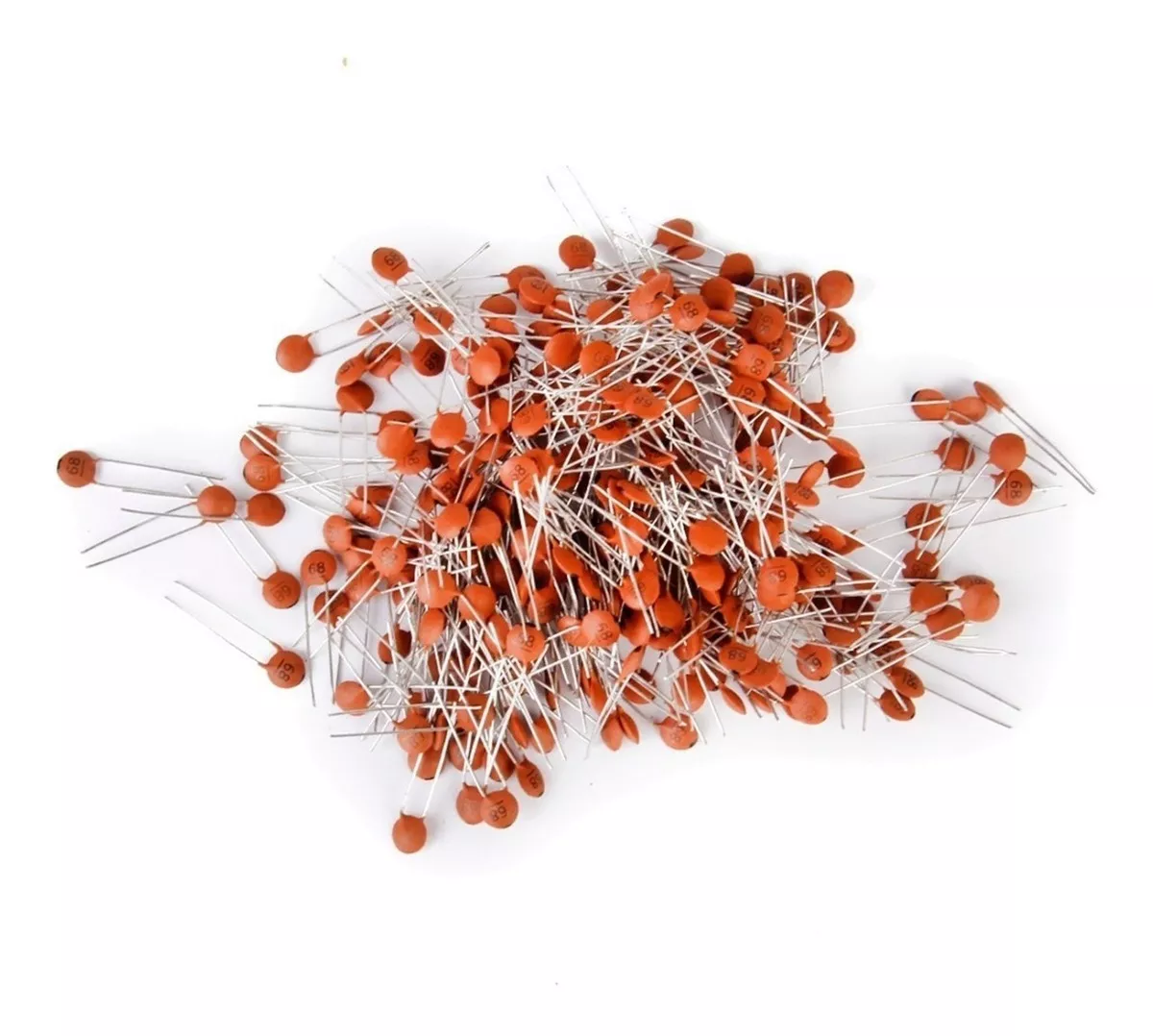 Capacitor cerámico disco diversos valores a elección.