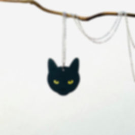 Black cat necklace