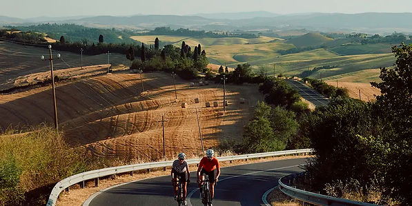 cycling-crete-senesi_edited_edited.jpg