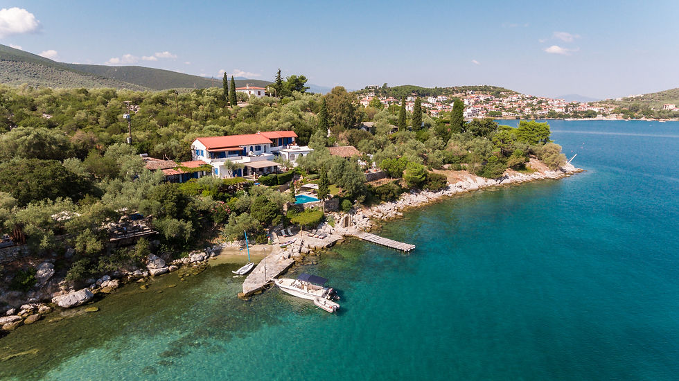 Villa by the bay