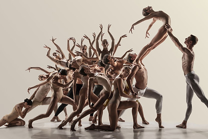 Modern Ballet Dancers_edited_edited.jpg