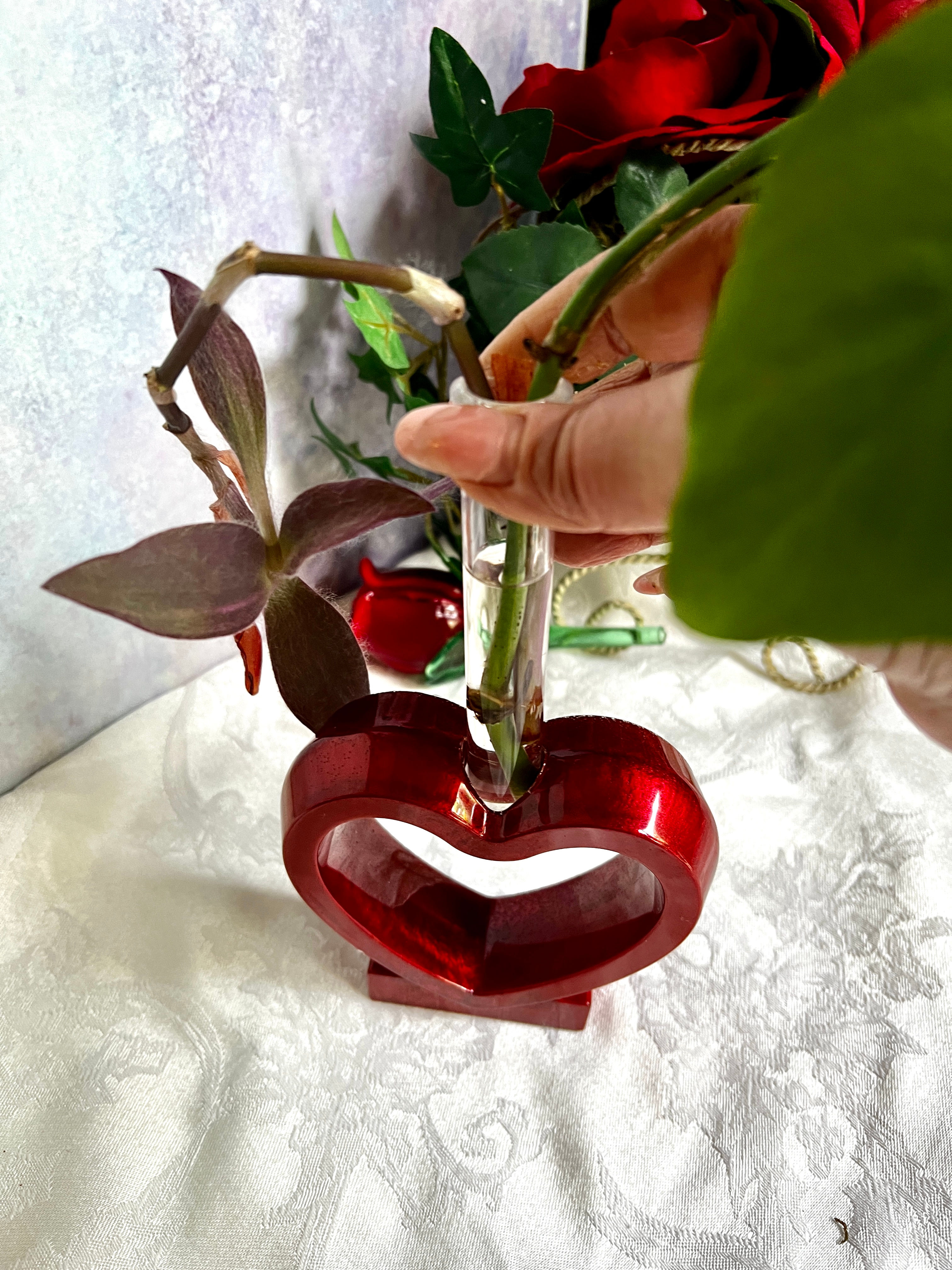 Heart Propagation Vase (Item #P0001)
