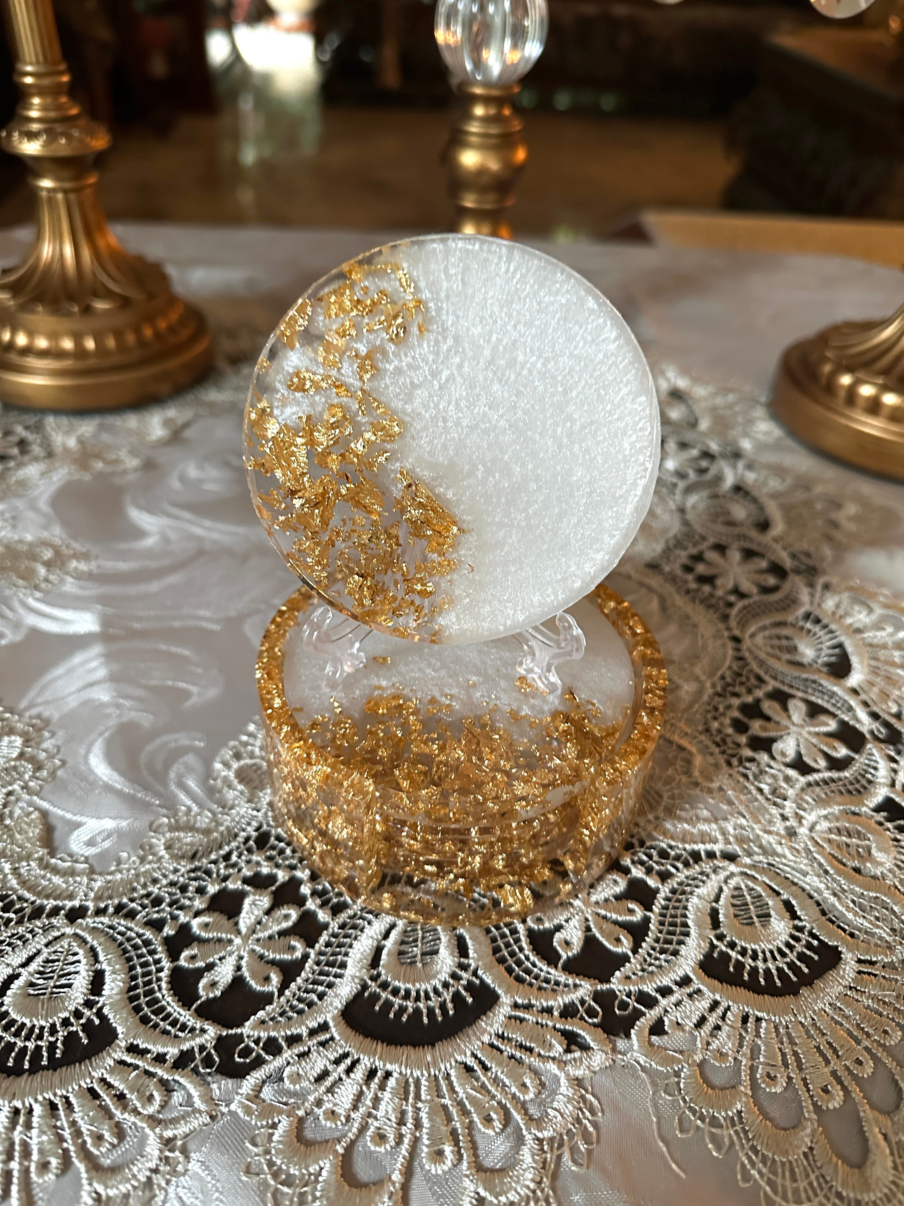 Pure White Pearl Gold Foil Round Coaster with Holder Set of 4 (Item #C0036)