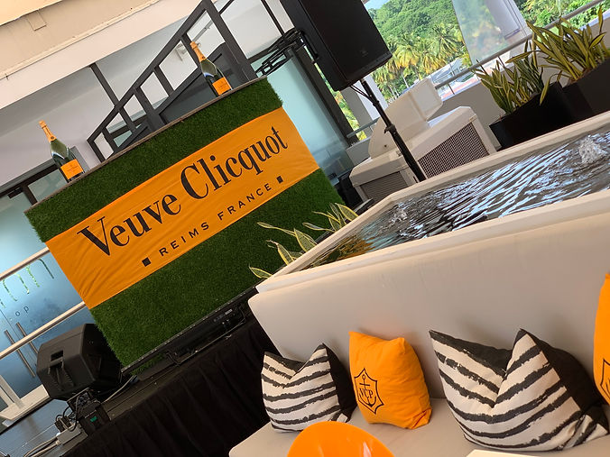 veuve-cliquot-bar-with-seating-pool.jpeg